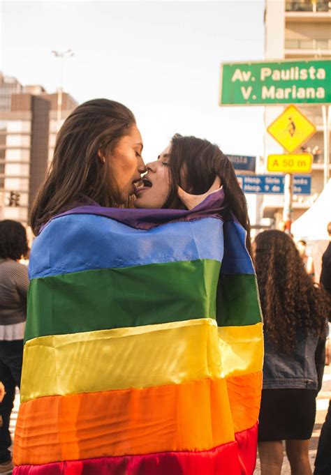 beso arcoiris foto|Imágenes de Besos Arcoiris 